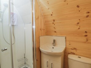 Shower - The Poddy (Swindon)