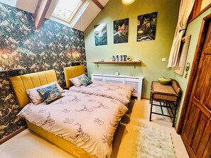 3 Schlafzimmer, individuell dekoriert, individuell eingerichtet