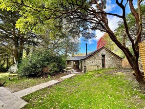 Exterior - Harvey's House (Helston)