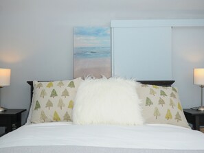 4 Schlafzimmer, individuell dekoriert, individuell eingerichtet
