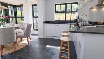 Fridge, dishwasher, electric kettle, toaster