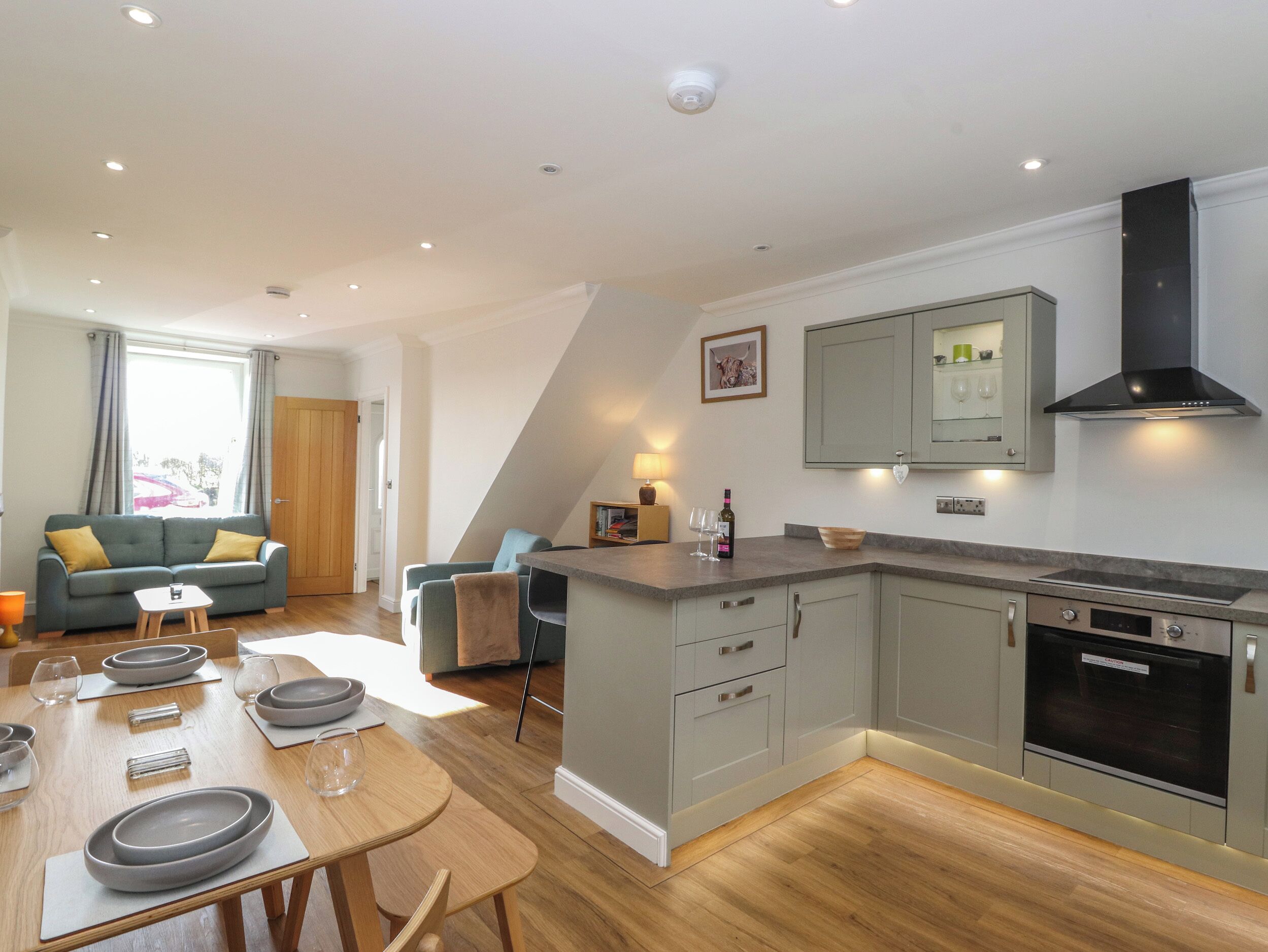 Fridge, dishwasher, electric kettle, cookware/dishes/utensils