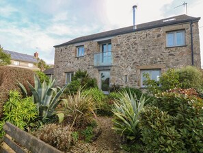 Exterior - An Skyber (Penzance)