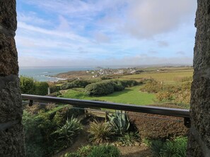 Property grounds - An Skyber (Penzance)