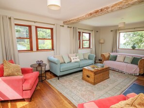 Living area - Oak Apple Cottage (Presteigne)