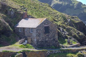 Exterior - Rebecca (Helston)