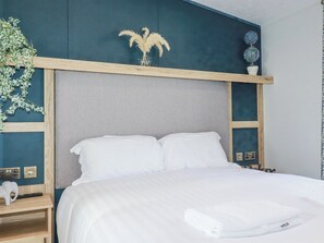 2 habitaciones, decoración personalizada y muebles diferentes 