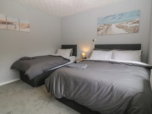 2 bedrooms, individually decorated, individually furnished, free WiFi