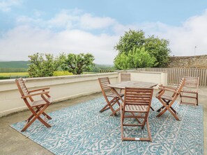 Outdoor dining - Cartshed (Kelso)