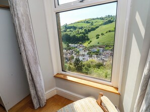 Interior - High Mount (Dartmouth)
