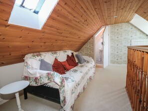 Living area - 171 Seatown (Buckie)
