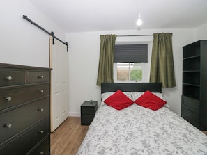 2 camere, con stile personalizzato, con arredamento individuale