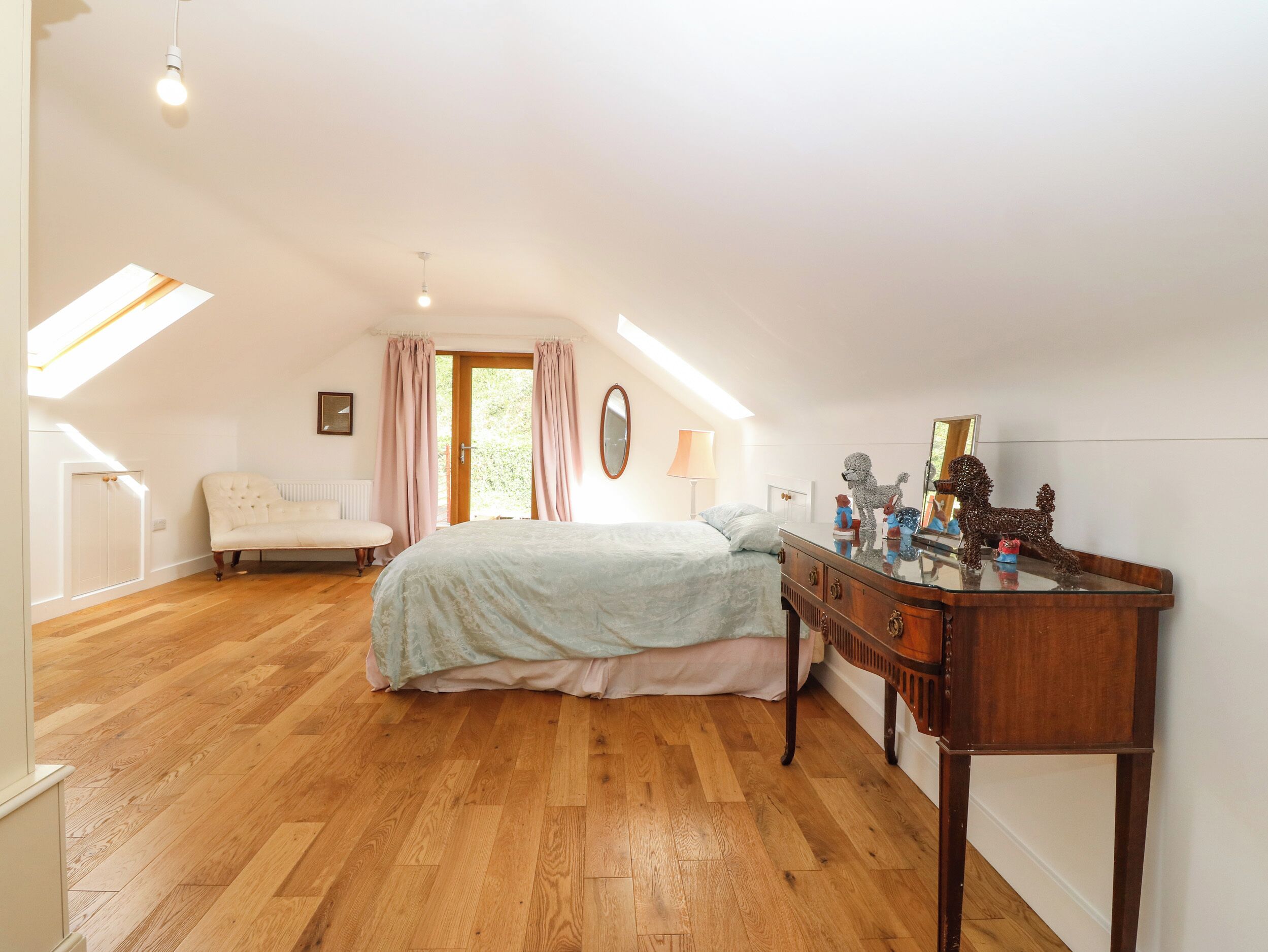 3 間臥室、獨特裝潢、布置獨特、免費無線上網