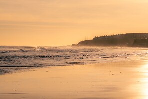 Beach nearby - The George (Whitley Bay)