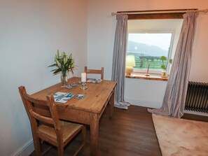 Dining - The Old Parlour (Rhyl)