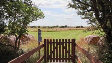 Cottage | Property grounds