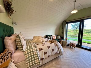 คอทเทจ | ภายใน