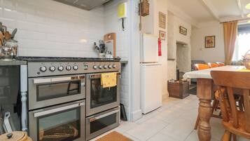 Fridge, dishwasher, electric kettle, toaster