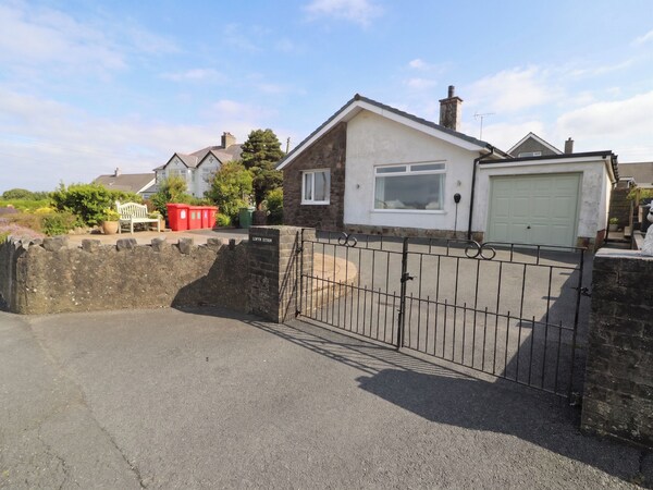 Llwyn Eithin - Benllech