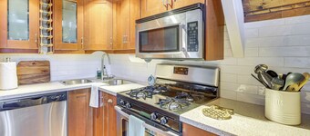 Family-friendly Lake Arrowhead Cabin w/ Game Room!