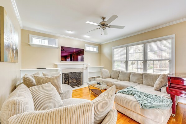 House (4 Bedrooms) | Interior