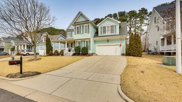 House (4 Bedrooms) | Interior