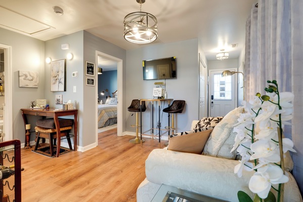House (2 Bedrooms) | Interior