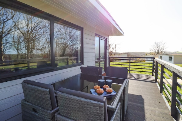 Cottage | Outdoor dining