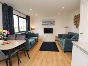 Cottage | Living area - Cassia (Bude)