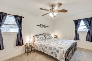 House (3 Bedrooms) | Interior - Near Hunting Grounds: Quiet Home in Aspermont! (Aspermont)