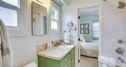 Walkable Cottage Near Balboa Park w/ Yard & Grill!