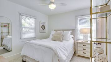 Cottage (2 Bedrooms) | Interior