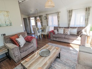 Living area - Acorn Lodge (Morpeth)