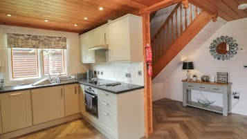 Máy rửa bát, dụng cụ nấu nướng/bát dĩa/dao nĩa