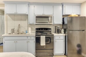 Apartment (0 Bedroom) | Interior