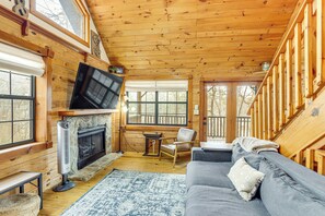 House (1 Bedroom) | Interior - Secluded Mtn-view Cabin w/ Fireplaces in Murphy! (Murphy)