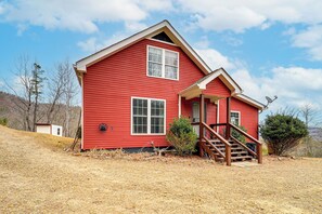 House (1 Bedroom) | Interior - Pet-friendly Cabin w/ Hot Tub in North Carolina! (Purlear)