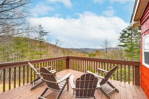 House (1 Bedroom) | Front of property - Pet-friendly Cabin w/ Hot Tub in North Carolina! (Purlear)