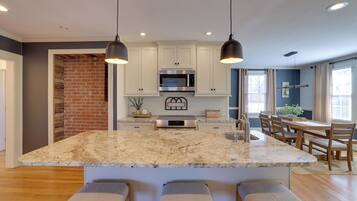 Nhà (4 Bedrooms) | Nội thất