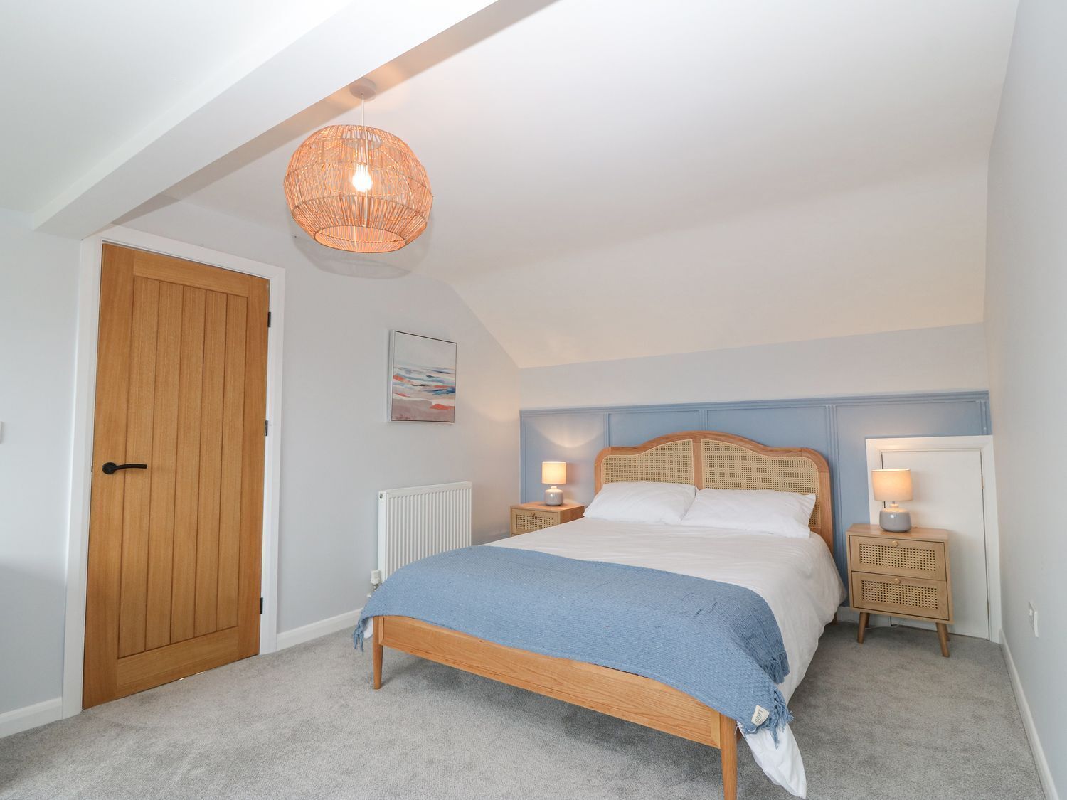 3 عدّة غرف نوم وبديكورات فريدة لكل غرفة وطراز فريد لكل وحدة