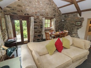 Living area - The Old Stable (Fishguard)