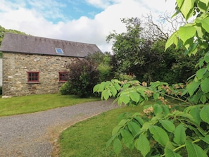 Property grounds - The Old Stable (Fishguard)