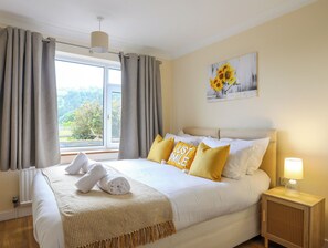 4 bedrooms, individually decorated, individually furnished, free WiFi - Hafan Deg (Pwllheli)