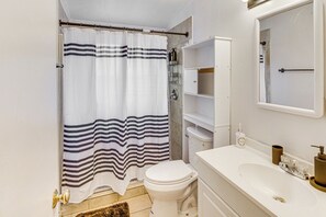 House (3 Bedrooms) | Interior - Work, Play & Relax: Home w/ Yard in Lancaster! (Lancaster)