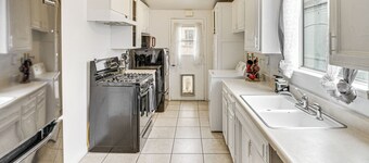 Work, Play & Relax: Home w/ Yard in Lancaster!