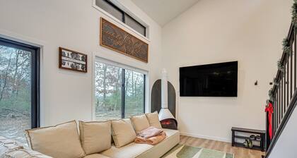 Lake House on 3 Acres w/ Private Dock in Minong!