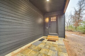 House (1 Bedroom) | Interior