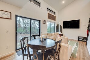 House (1 Bedroom) | Interior