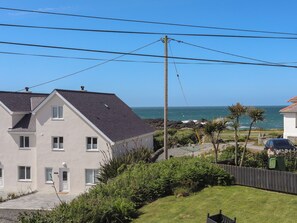 Exterior - Seaside Sanctuary (Holyhead)