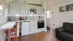 Interior - Mallard Lodge (Galston)